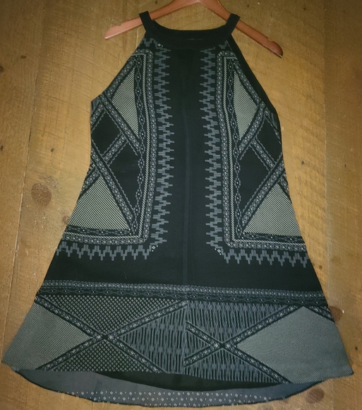 Sanctuary sleeveless v neck chic and sexy dress Sm - Picture 5 of 8